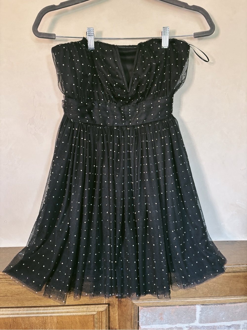 Strapless Black V Line Sparkly Cocktail Dress